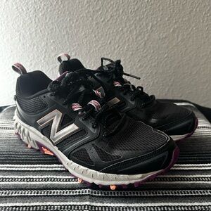 New Balance Women's Black and Pink Trail Shoes